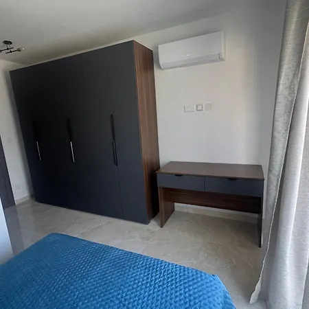 Elegant With Private Terrace And Bathroom Accommodatie bij particulieren Gzira